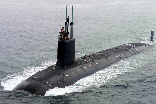 روسیه به زیردریایی آمریکایی هشدار خروج داد