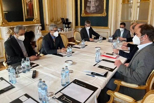 Negotiating delegations of Iran, EU hold talks in Vienna