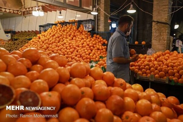 ۷۵۰ تن میوه بازار شب عید کرمانشاه خریداری شده است