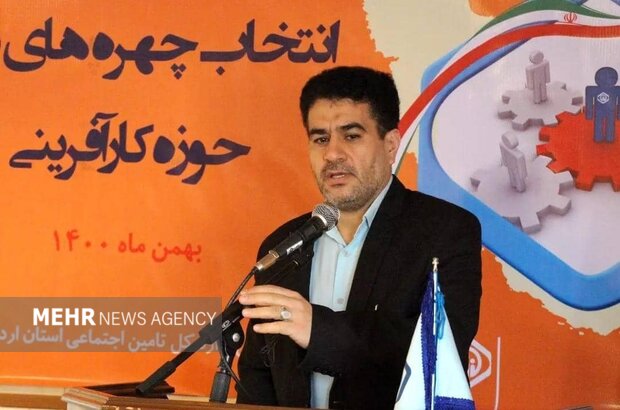 قوانین بیمه به نفع کارفرمایان و کارگران بازنگری شود