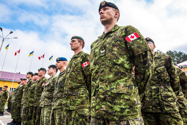 کانادا نظامیان خود را از اوکراین خارج کرد