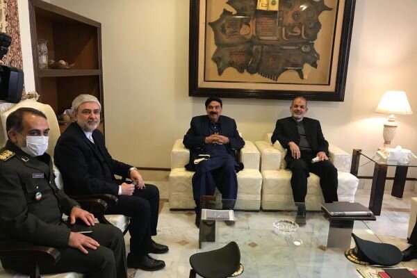 Iranian Interior Min meets Pakistani counterpart in Islamabad
