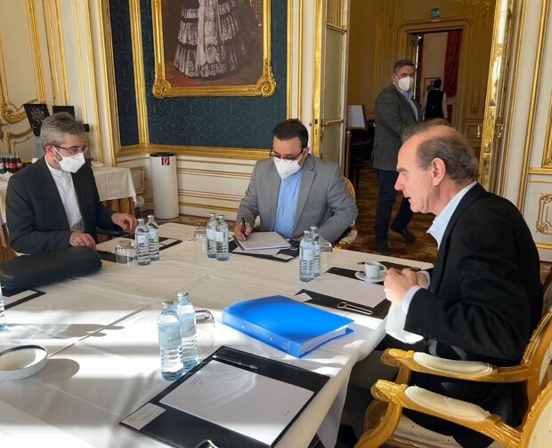Bagheri Kani holds meeting with EU’s Mora in Vienna