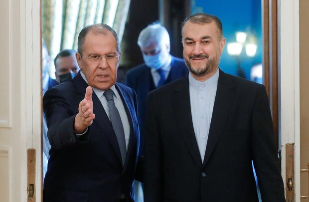 الخارجية الروسية: لافروف يستقبل نظيره الإيراني في موسكو قريباً