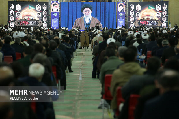 ارتباط تصویری جمعی از مردم آذربایجان شرقی با رهبر معظم انقلاب