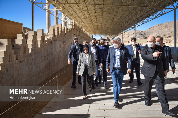 Brezilya Tarım Bakanı İran'ın antik kenti Şiraz'ı ziyaret etti