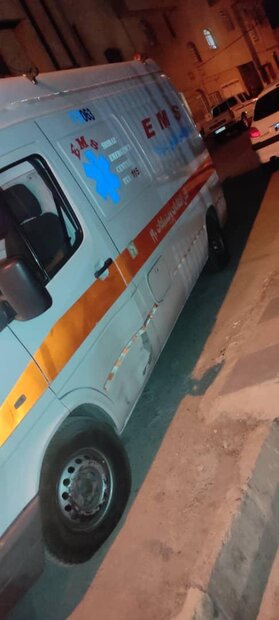 همسایه ناشکیبا چرخ های آمبولانس شیراز را پنچر کرد