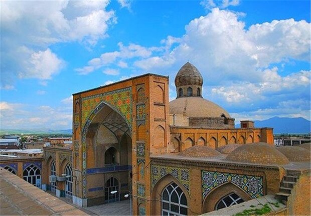 آغاز مرمت بزرگترین مسجد تاریخی غرب کشور