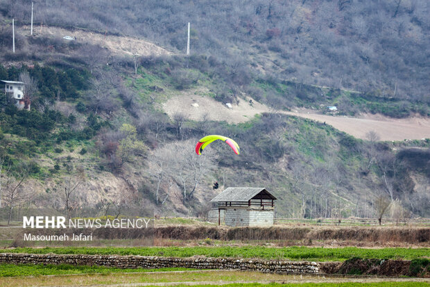 Paragliding adventure in Northern Iran