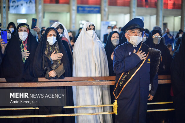 لاله گردانی سالروز شهادت حضرت شاهچراغ(ع) در شیراز