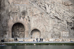 Kermanshah 's Taq-e Bostan