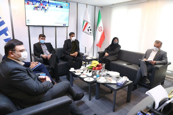 جلسه هیات رئیسه فدراسیون فوتبال با حضور سراجی و شهره موسوی