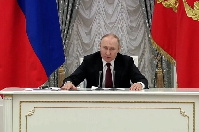 Putin says ready for Ukraine talks if all Russian demands met