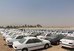 کشف ۱۹ دستگاه خودرو احتکار شده در شیراز