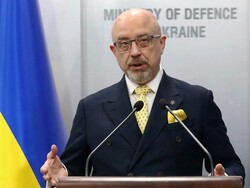 یوکرائن کے وزیر دفاع کا فوج کو روس کے خلاف لڑنے کے لئۓ تیار رہنے کا حکم