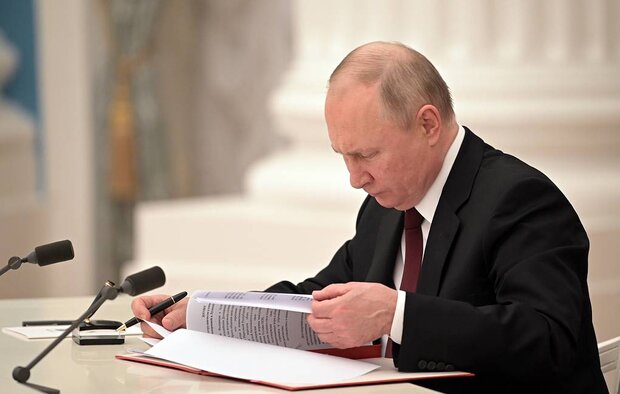 Russian President orders peacekeeping mission in DPR, LPR