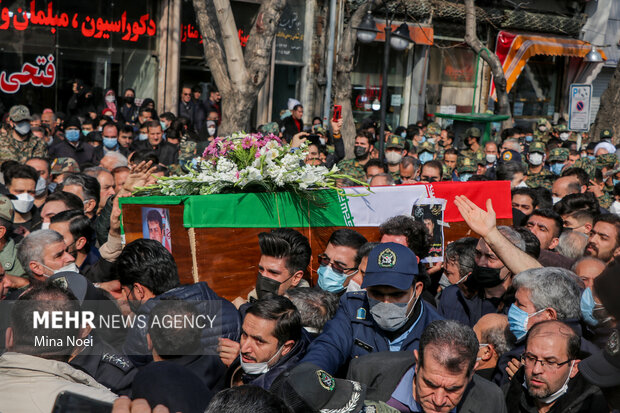مراسم تشییع و تدفین شهدای سانحه هوایی در تبریز