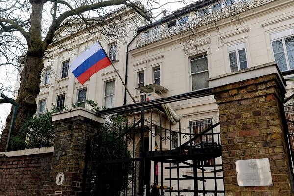 وزارت امور خارجه انگلیس سفیر روسیه را احضار کرد