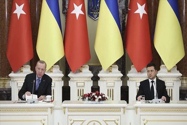 گفتگوی تلفنی اردوغان با زلنسکی و حمایت از تمامیت ارضی اوکراین