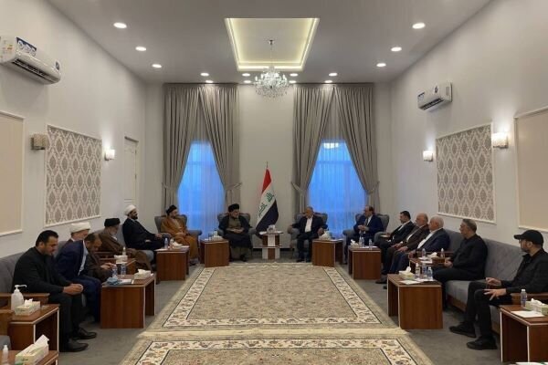 تداوم رایزنی‌های سیاسی در عراق/ تأکید هیئت هماهنگی بر دولت توافقی