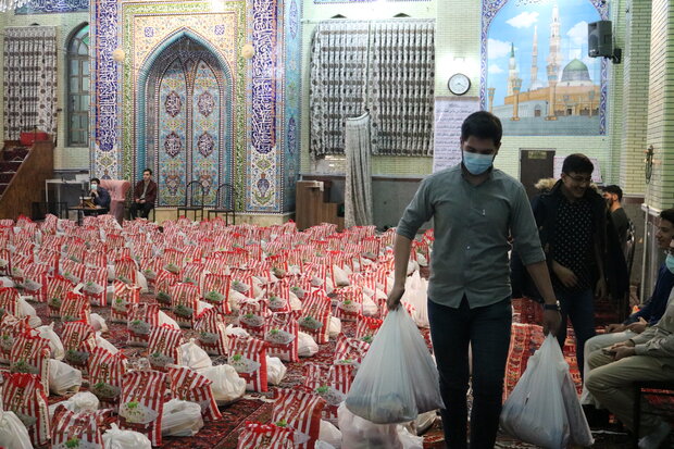 توزیع یک هزار بسته معیشتی در عید مبعث در دهاقان