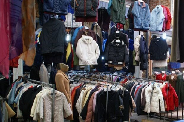 سالانه ۱.۳ میلیارد دلار پوشاک به کشور قاچاق می‌شود