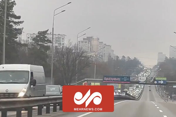 ترافیک سنگین در خروجی کی‌یف در پی حمله نظامی روسیه 