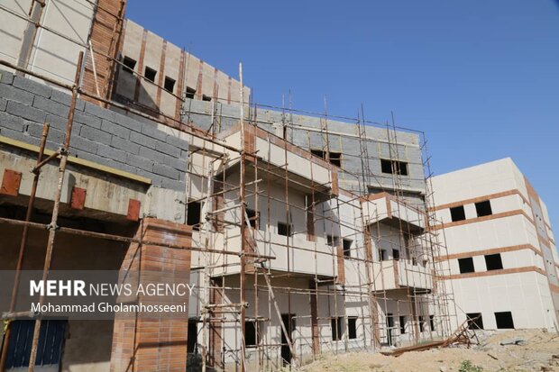 بازدید وزیر بهداشت از بخش‌های درمانی استان بوشهر