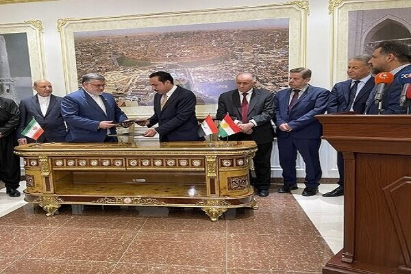 تفاهم نامه همکاری بین آذربایجن غربی و اربیل عراق امضا شد
