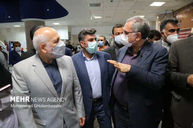 سفر وزیر بهداشت به استان بوشهر 
