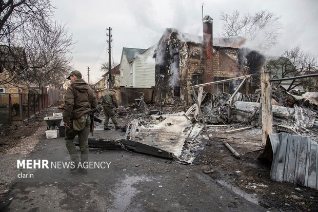 Russian, Ukrainian forces reportedly clash near Kyiv