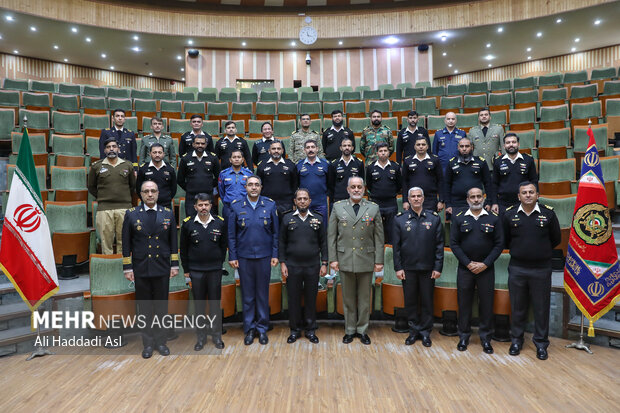 Pakistan high-ranking military delegation meet DAFOOS Cmdr.
