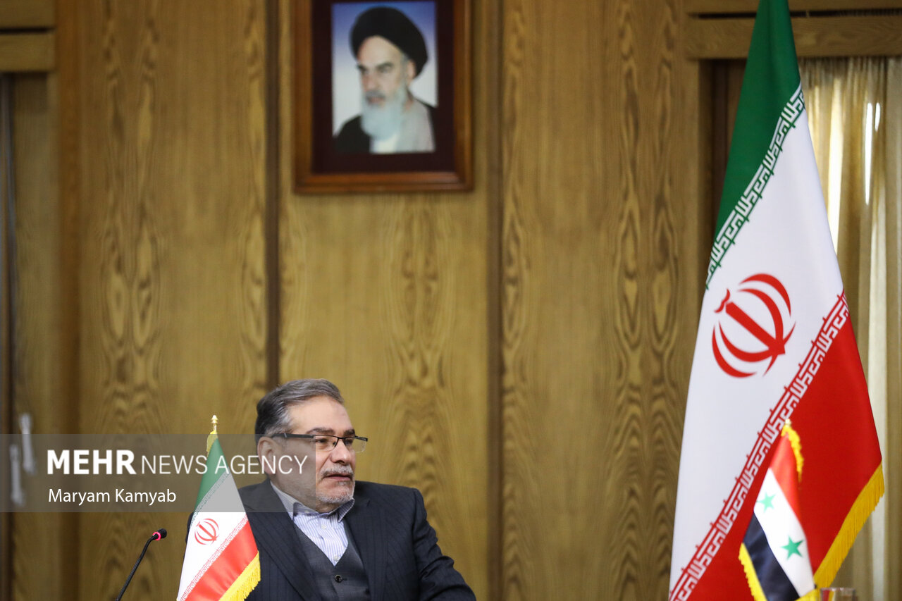 چرایی گفت‌وگوهای دوجانبه ایران با عربستان از نگاه دریابان شمخانی