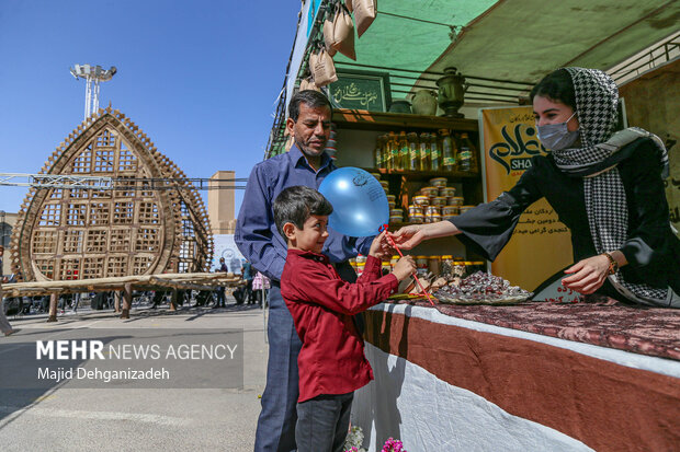 دومین جشنواره ملی محصولات کنجدی در اردکان