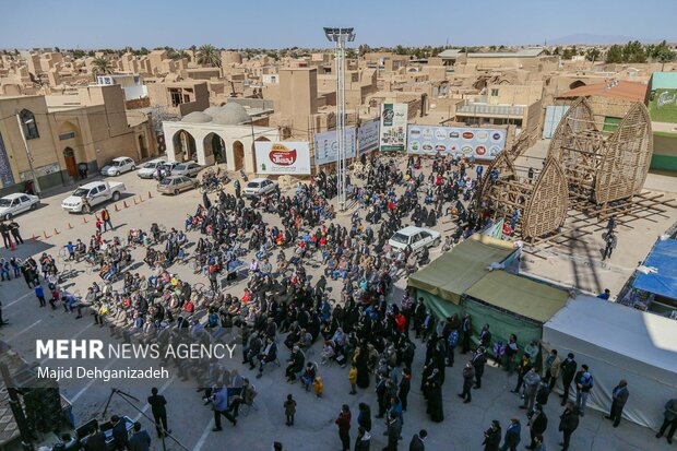 دومین جشنواره ملی محصولات کنجدی در اردکان