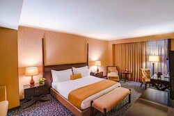 ظرفیت تمامی هتل های استان فارس تکمیل است