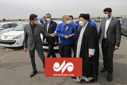 تصاویری از بازدید سرزده رئیس جمهور از ایران خودرو