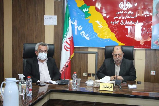 مشکلات ایثارگران، آزادگان و خانواده‌های شهدای گناوه رفع شود