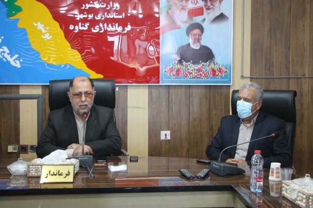 مشکلات ایثارگران، آزادگان و خانواده‌های شهدای گناوه رفع شود