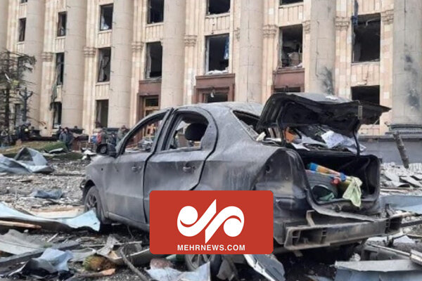 لحظه اصابت موشک به ساختمان شورای شهر خارکیف 