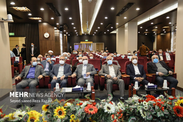 دومین همایش ملی قرض نیکو صبح امروز در محل کمیته امداد برگزار شد