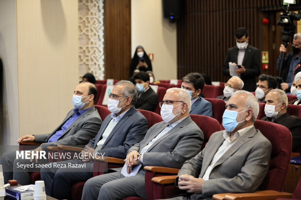 دومین همایش ملی قرض نیکو صبح امروز در محل کمیته امداد برگزار شد