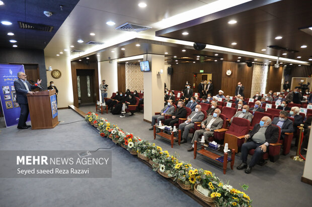 دومین همایش ملی قرض نیکو صبح امروز در محل کمیته امداد برگزار شد