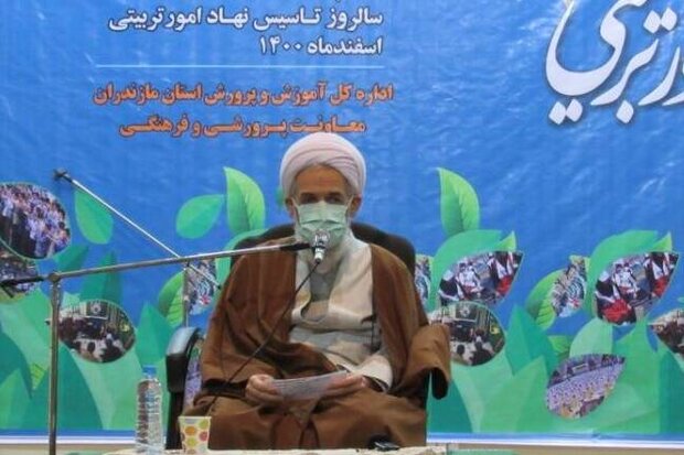  دانش آموزان مطابق الگوهای اسلامی تربیت شوند