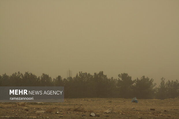 ردپای گردوغبار از خوزستان تا تهران/ ریزگردها به شمال رسیدند!