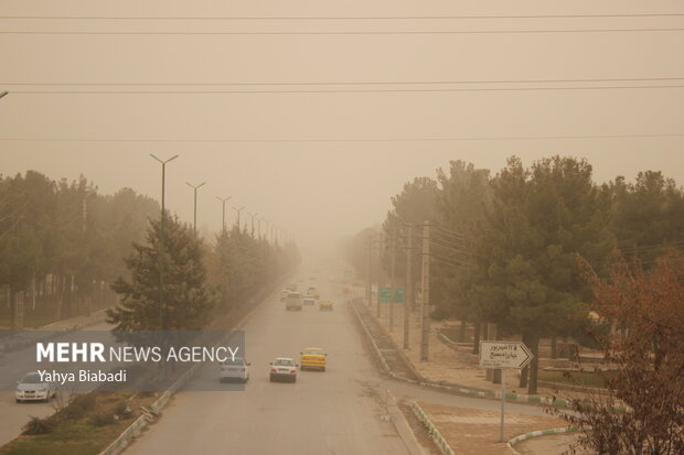 هوای قصرشیرین در وضعیت بحرانی/هوای ۴شهرستان غیراستاندارد است