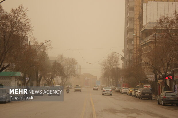 هوای ۳ شهرستان کرمانشاه در وضعیت ناسالم قرار دارد