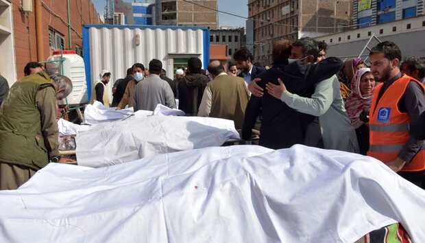 پاکستانی حکومت اوراپوزیشن رہنماؤں کی پشاور میں شیعہ جامع مسجد پر دہشت گردانہ حملے کی مذمت