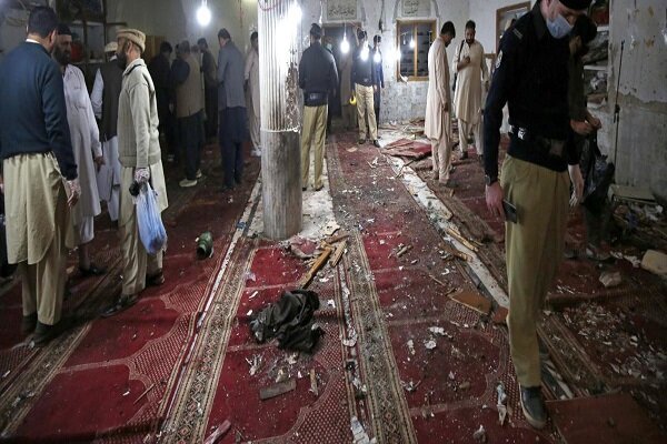 واکنش امارات، کویت و عربستان به انفجار در مسجد شیعیان در پاکستان