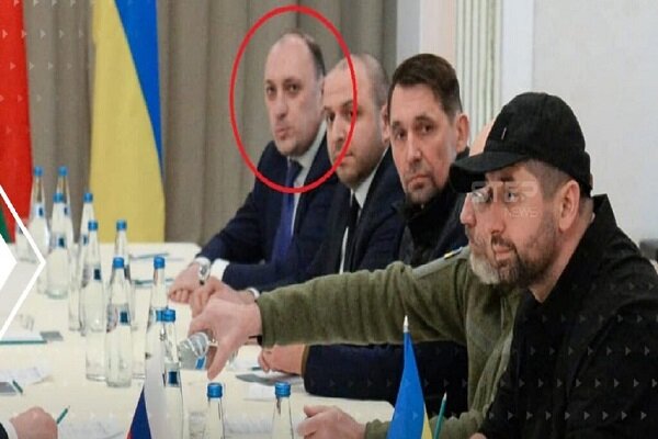 تایید کشته شدن یکی از اعضای  هیئت کی یف در مذاکرات با روسیه